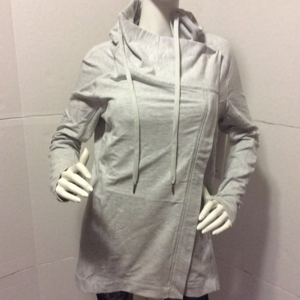 Lululemon Athletica Coast Easy Wrap *NWT*